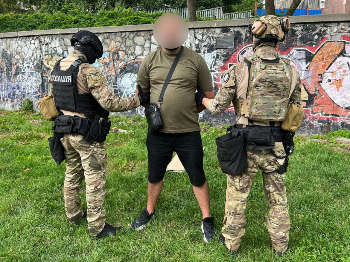 затримання зловмисника заблокував швидку київ