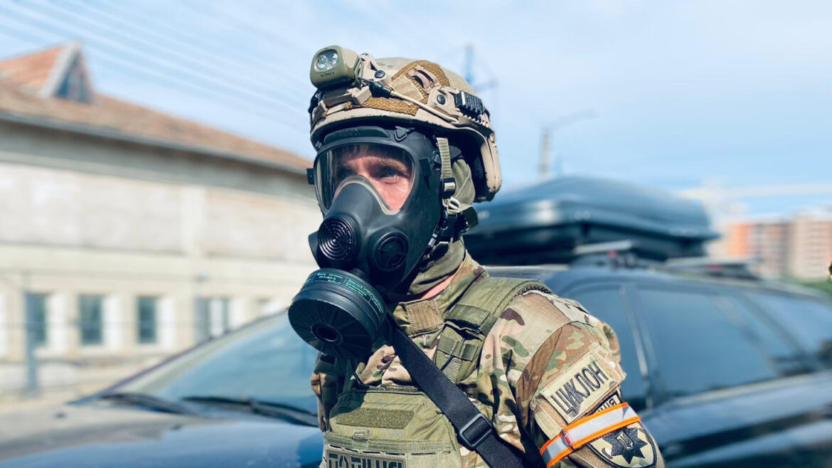 поліція охорони закупівля протигази київ