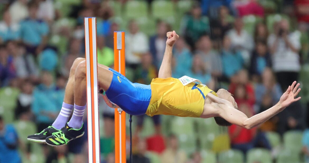 Відразу двоє українських стрибунів вийшли у фінал Чемпіонату світу.
