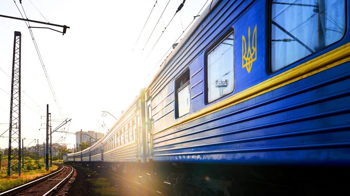 З Києва до Львова курсуватиме додатковий потяг.
