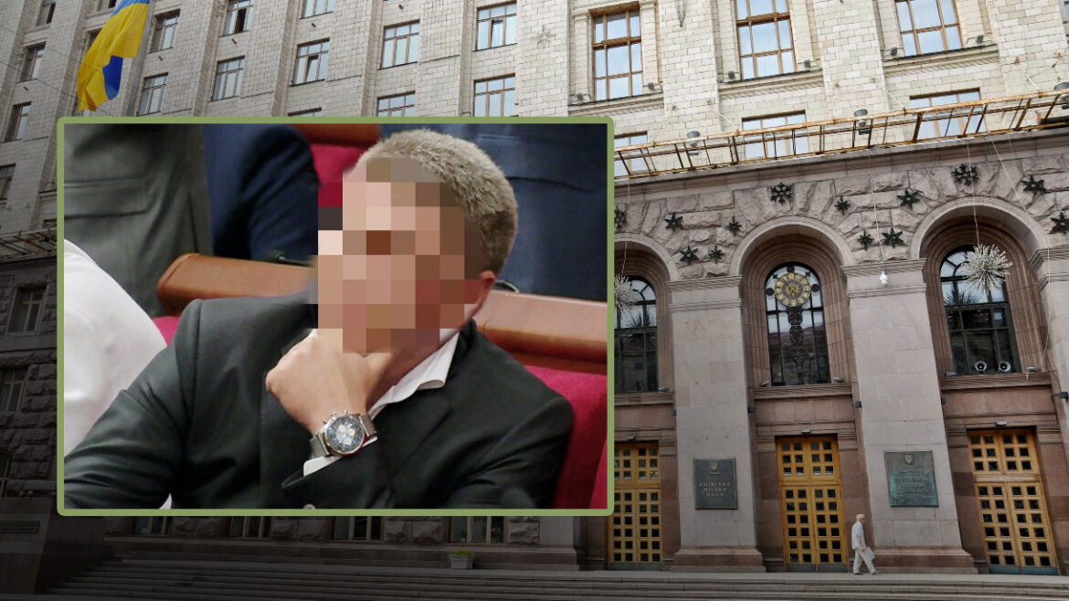 Колишньому депутатові Київради оголосили підозру за самозахоплення землі.
