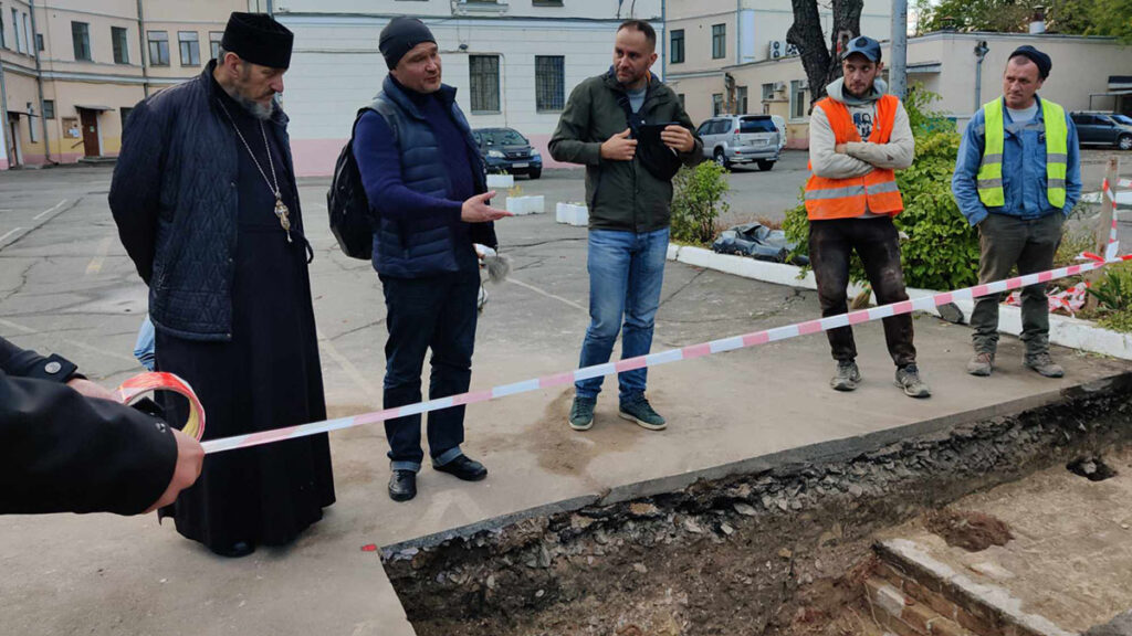 Знайдено залишки Богоявленського собору.