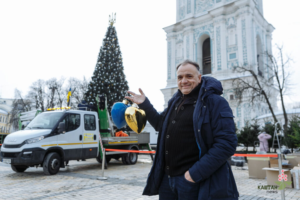 Ялинка на Софійській