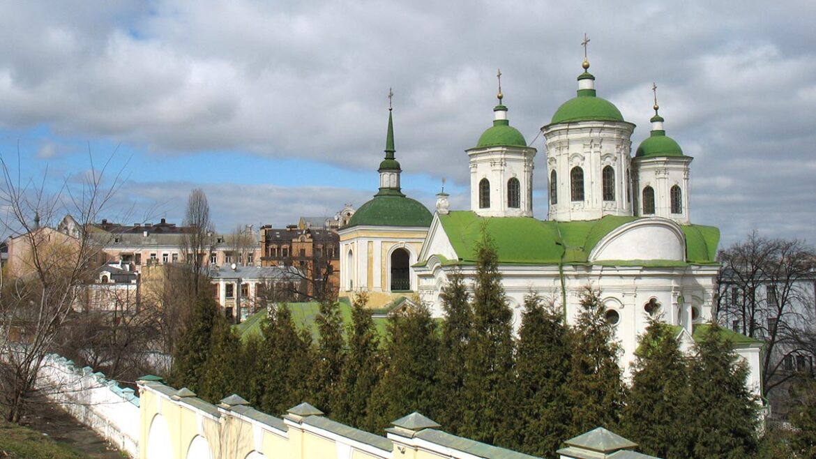 У Києві реставрують Покровську церкву, що на Подолі.