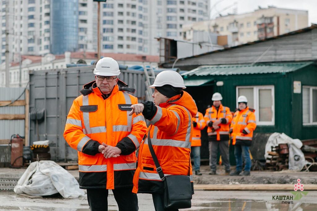 Наземні роботи на Либідській