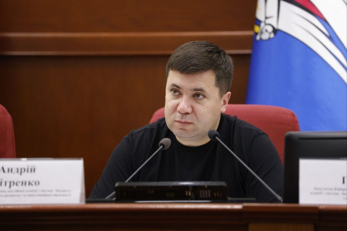 Постійна депутатська комісія з питань бюджету, соціально-економічного розвитку та інвестиційної діяльності Київради провела засідання.