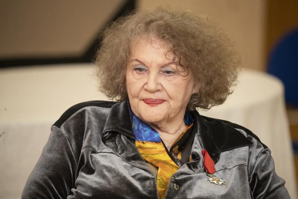 Ліна Костенко