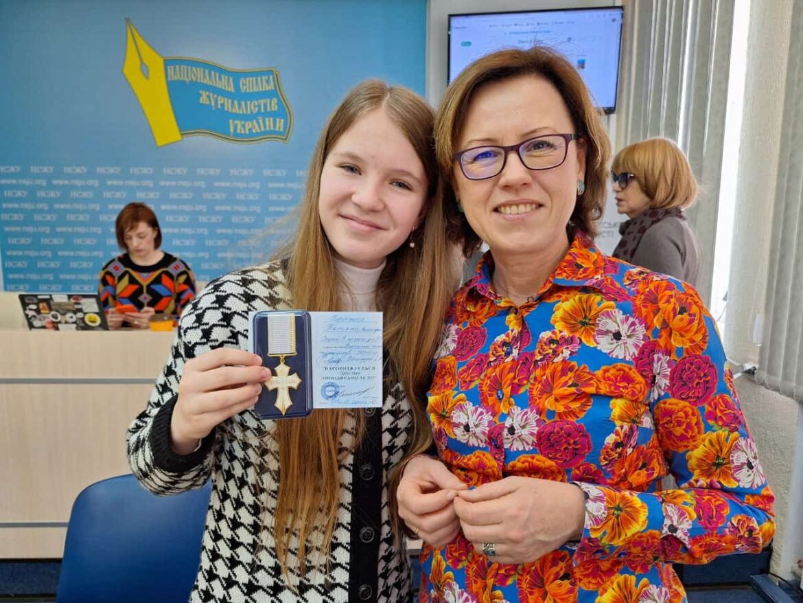 Благодійний сеанс гри в шашки в НСЖУ.