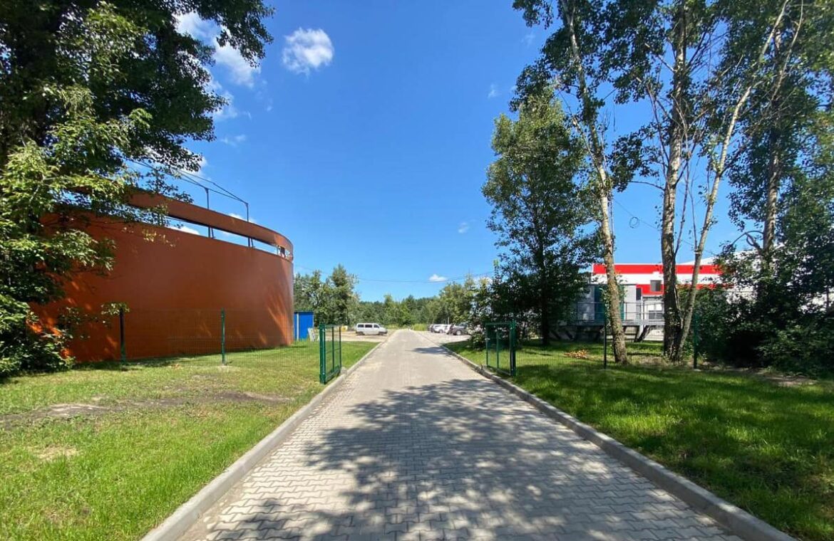 Розкрадання на ремонті в Гідропарку.