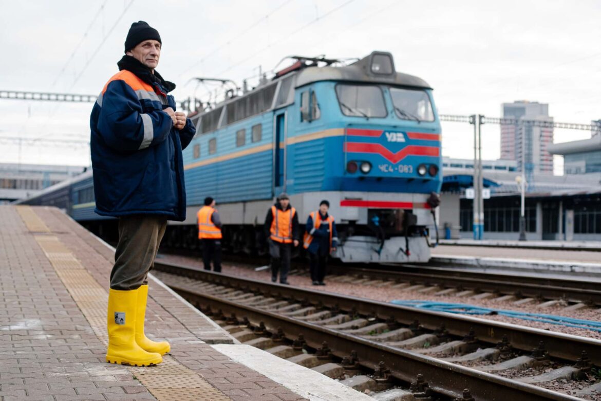 Додаткові потяги.