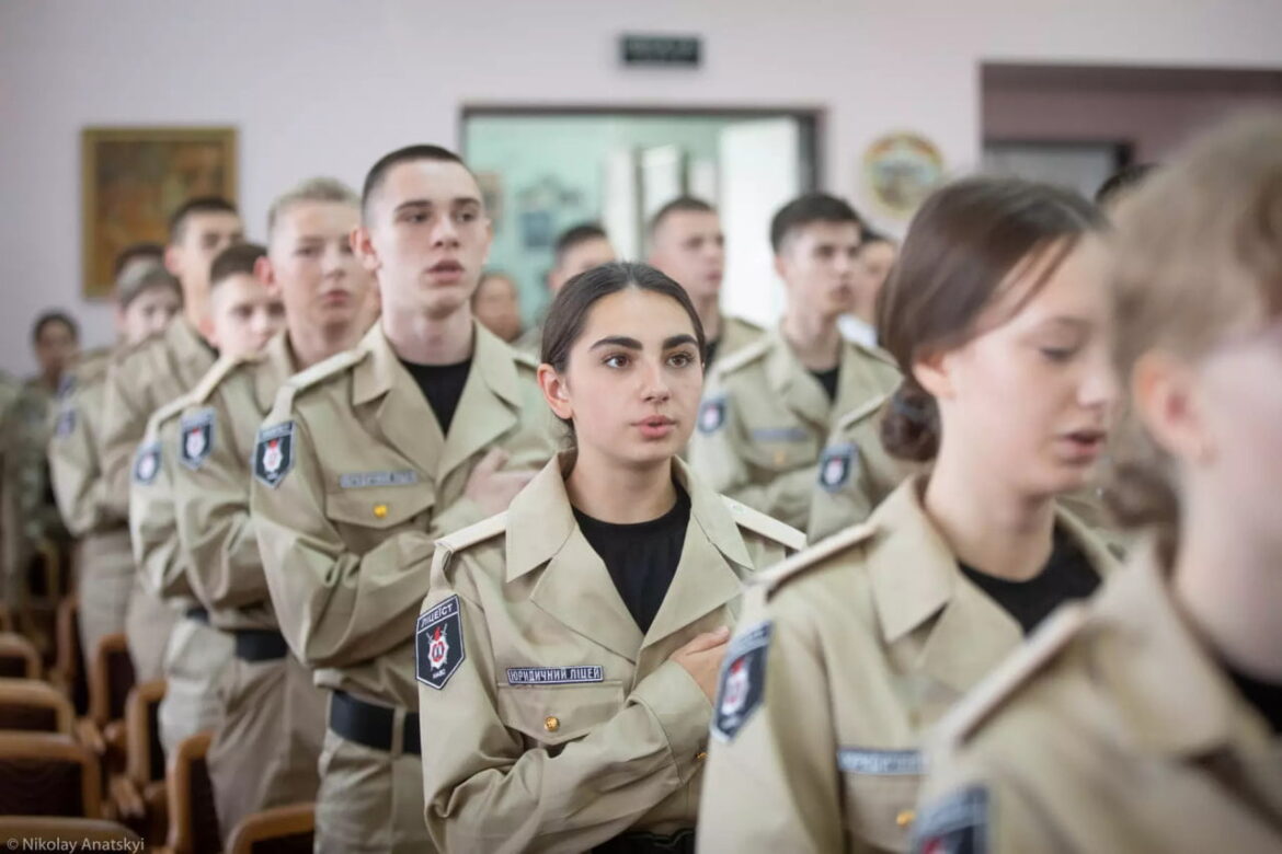 З нового навчального року в нашій державі розпочнуть свою роботу перші ліцеї безпекового спрямування та національно-патріотичного виховання МВС.