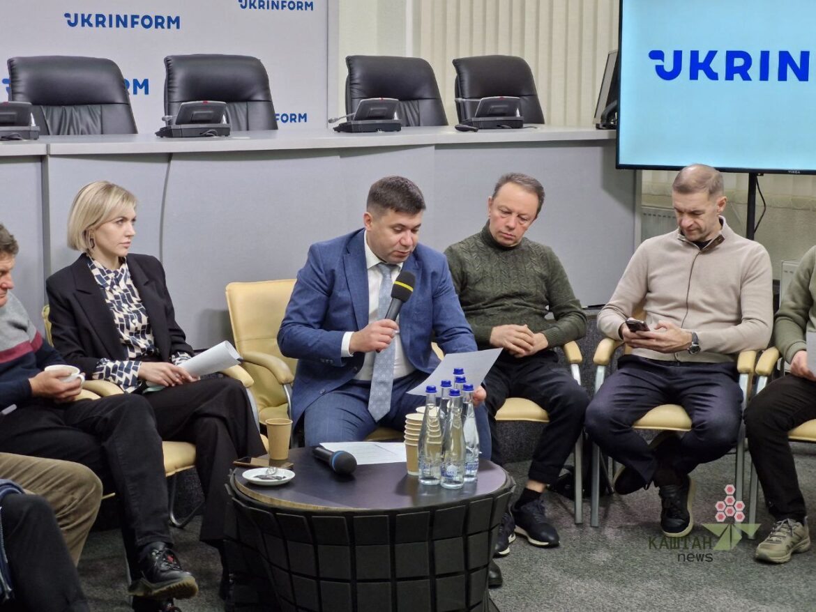 Круглий Стіл