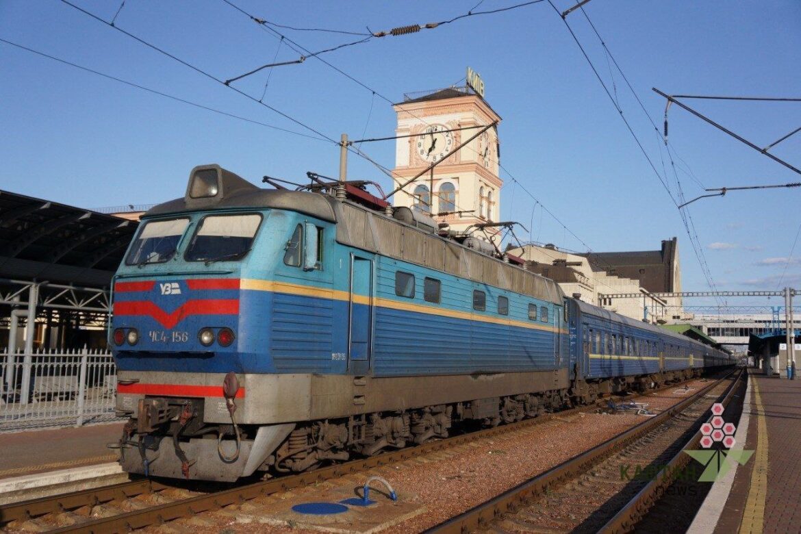 «Укрзалізниця» призначила додаткові потяги: більше рейсів до Вінниці та Дніпра — нові можливості для подорожей уже з травня.