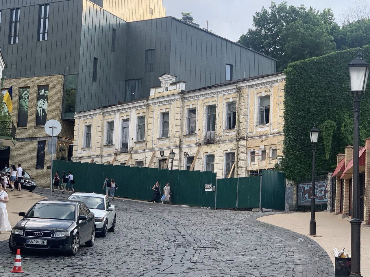 Андріївський узвіз 18