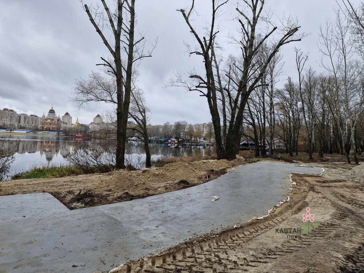 Будівництво нової набережної до парку Оболонський острів. Фото: Каштан.NEWS