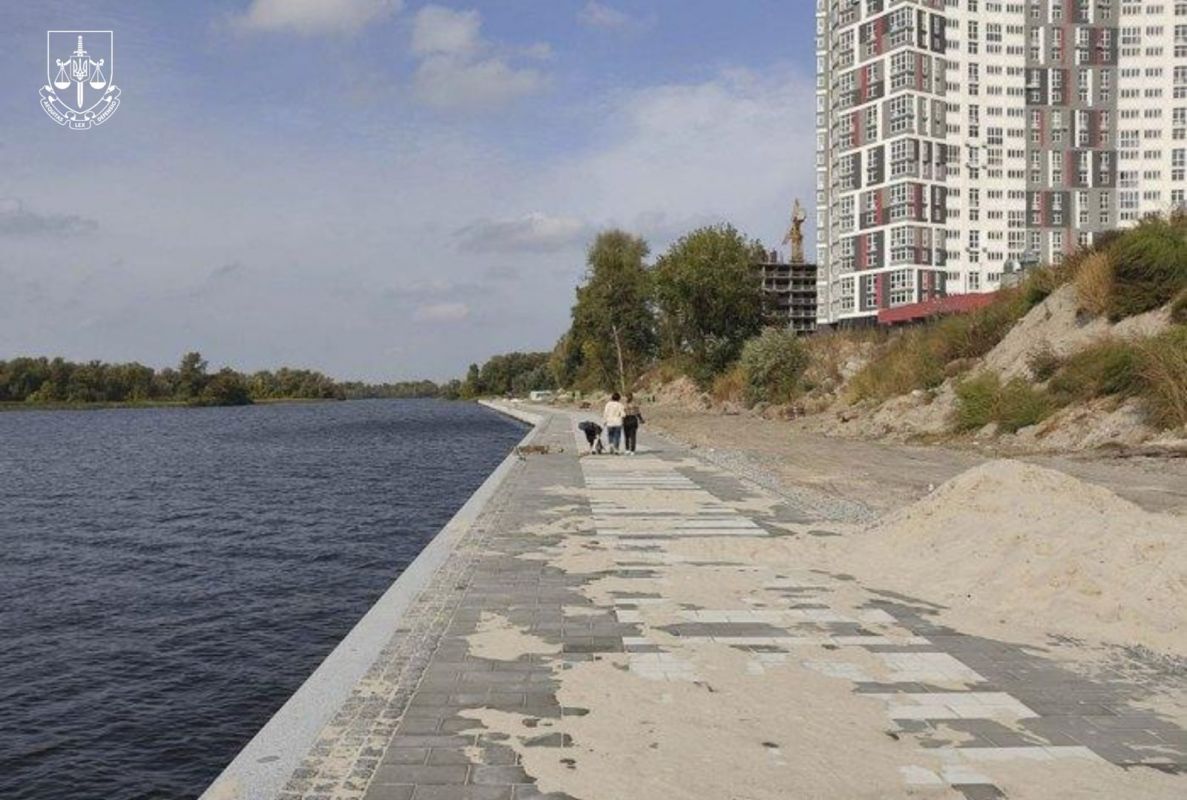 Русанівська гавань